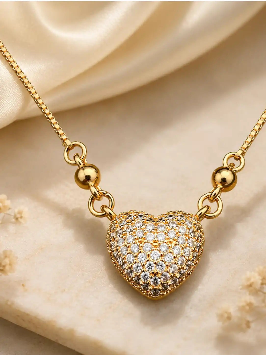 Diamond Elite Elegant Golden Necklace