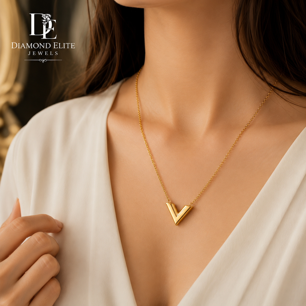 Luxury Gold-Plated V Necklace Diamond Elite Jewels